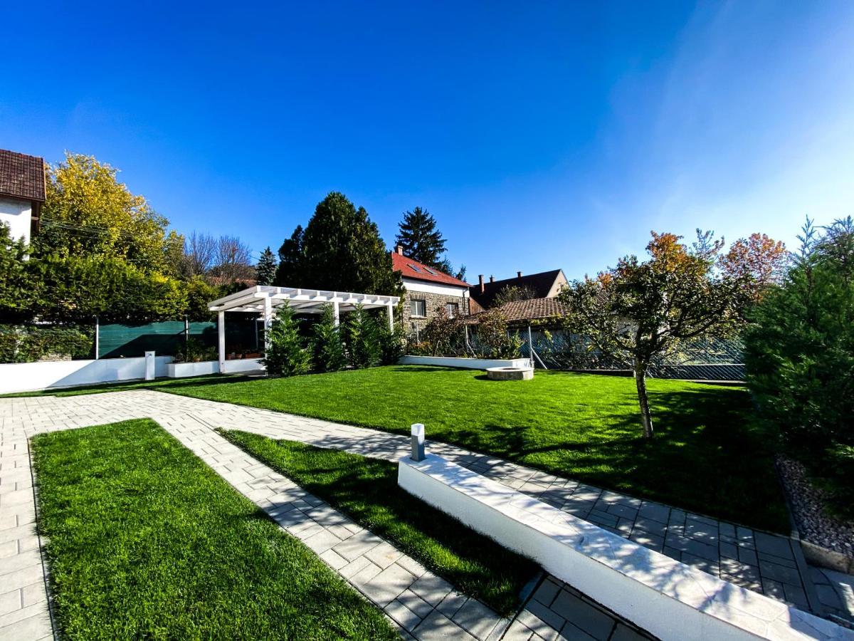 Shambala Apartman 티하니 외부 사진