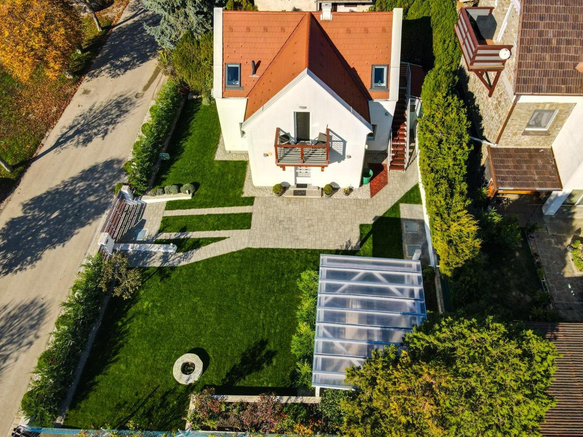 Shambala Apartman 티하니 외부 사진