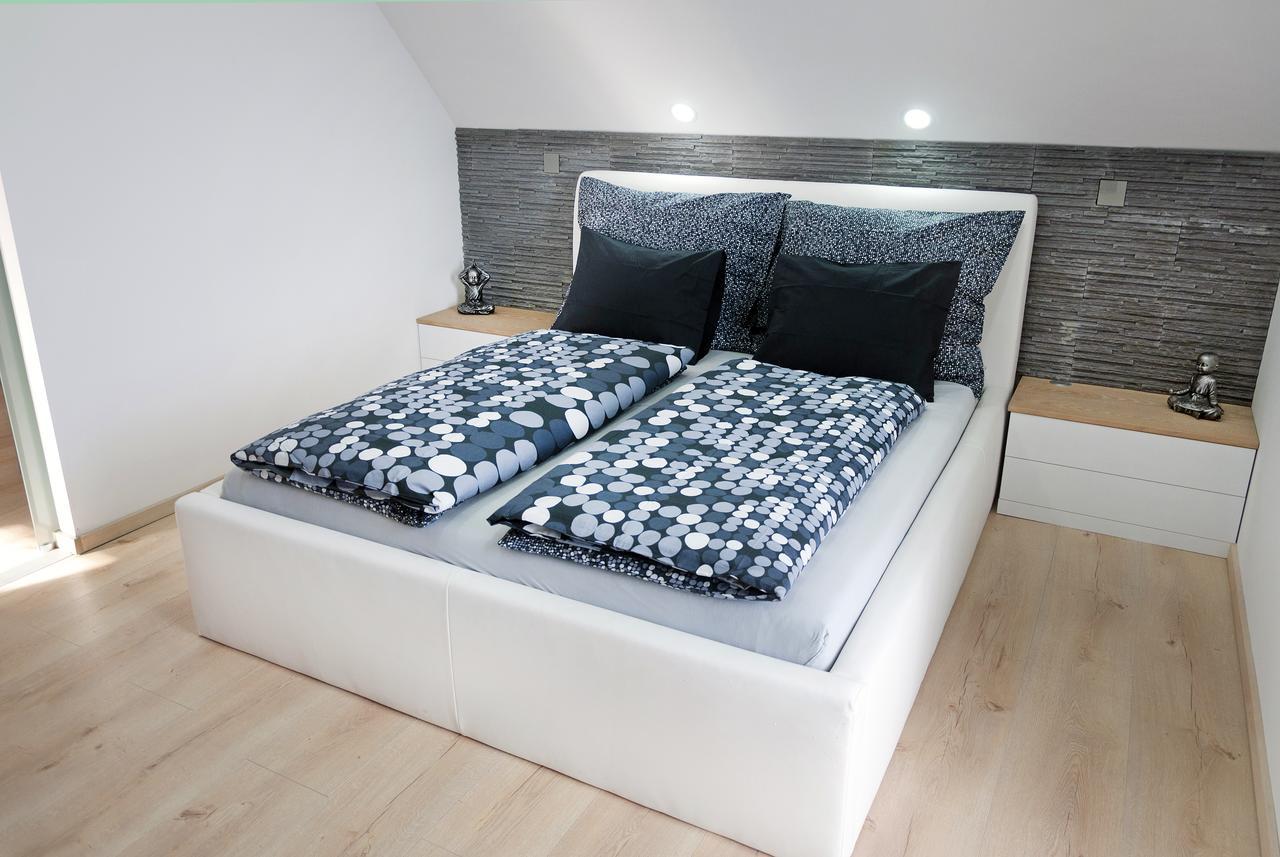 Shambala Apartman 티하니 외부 사진