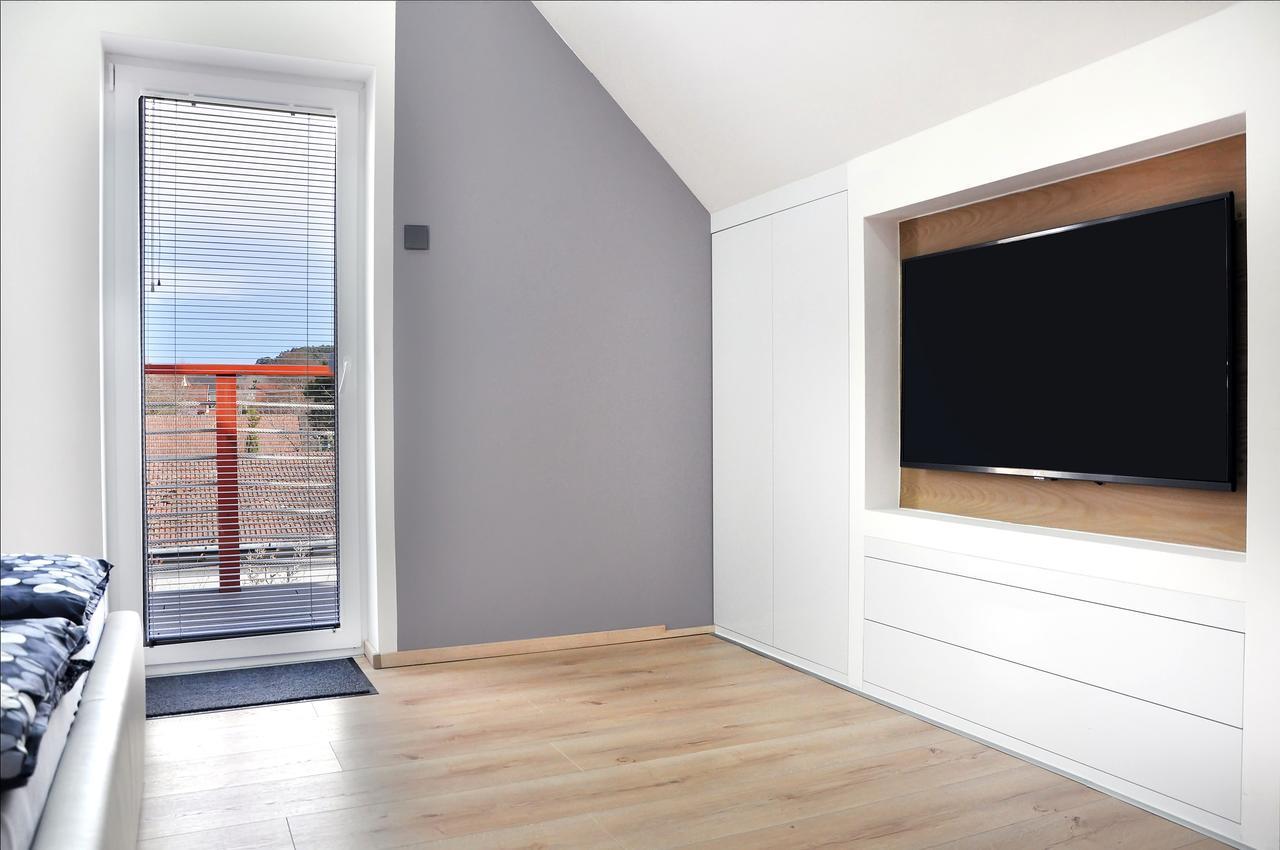 Shambala Apartman 티하니 외부 사진